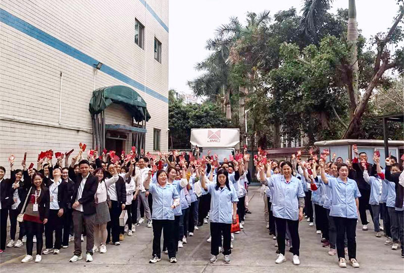 龍行龘龘，前程朤朤丨雅香麗化妝用品（深圳）有限公司龍運當頭，開工大吉！